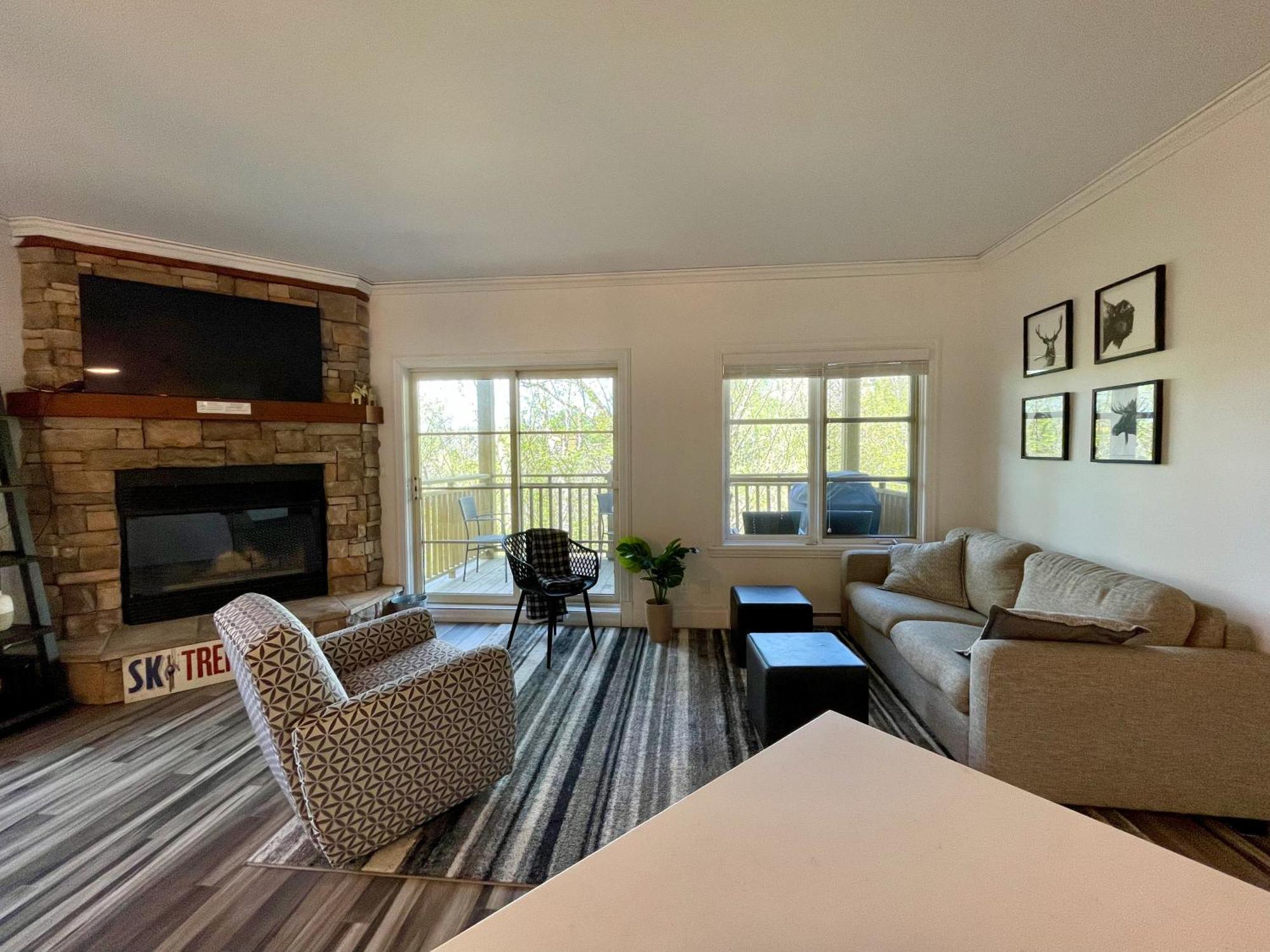 Le Plateau East By Tremblant Vacations Διαμέρισμα Μοντ Τρεμπλάν Εξωτερικό φωτογραφία